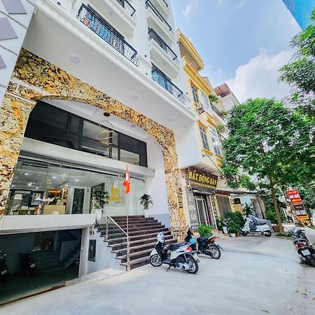 9 Light Apartment Hanoi Exterior photo