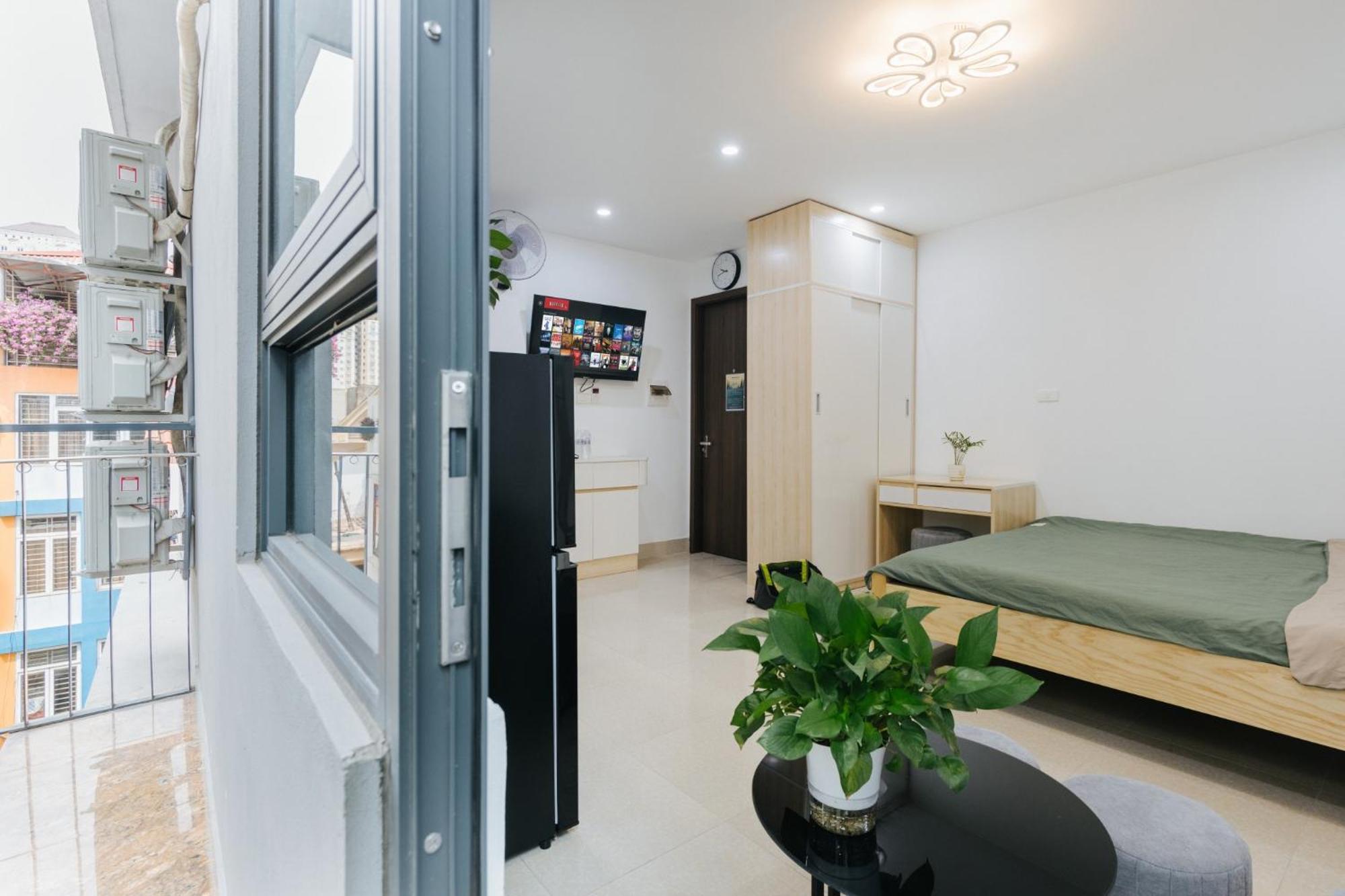 9 Light Apartment Hanoi Exterior photo